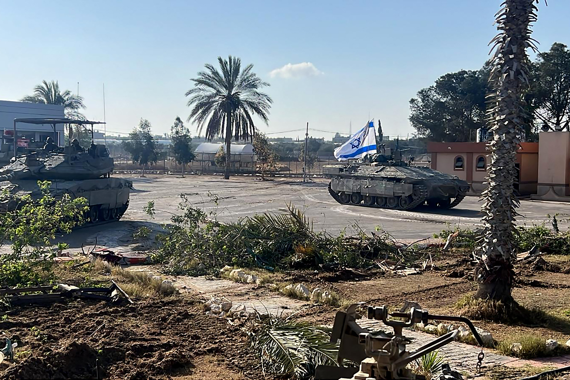 Israelische Panzer am Grenzübergang Rafah