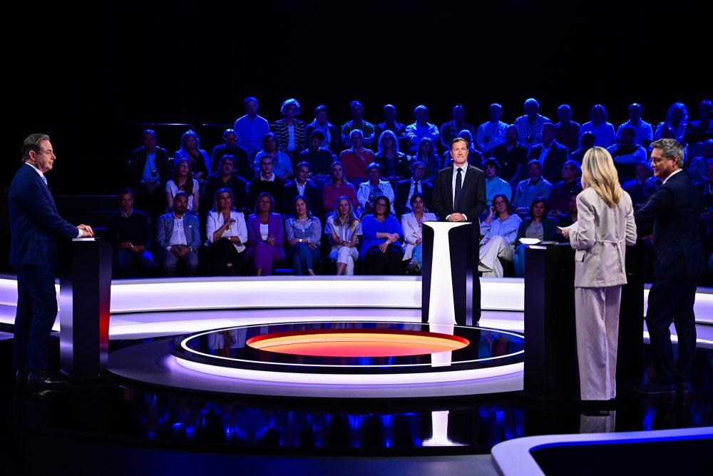 Bart De Wever (N-VA) und Paul Magnette (PS) bei der Wahldebatte beim Sender VTM