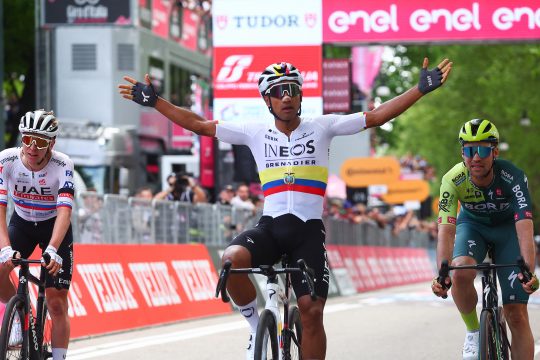 Jhonatan Narváez gewinnt die erste Giro-Etappe