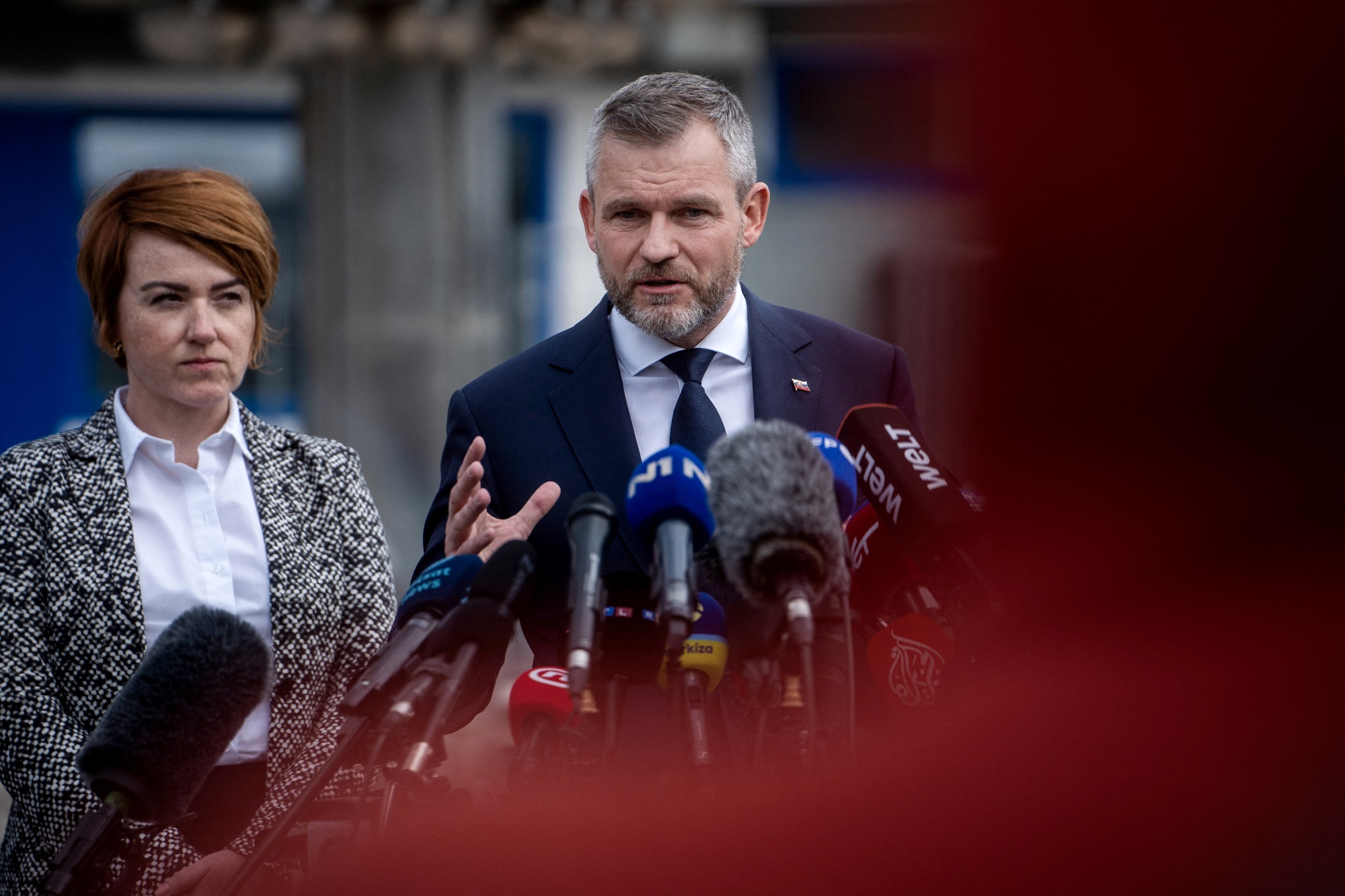 Der gewählte slowakische Präsident Peter Pellegrini nach seinem Besuch im Krankenhaus, wo der slowakische Premier Robert Fico nach einem Attentat behandelt wird.