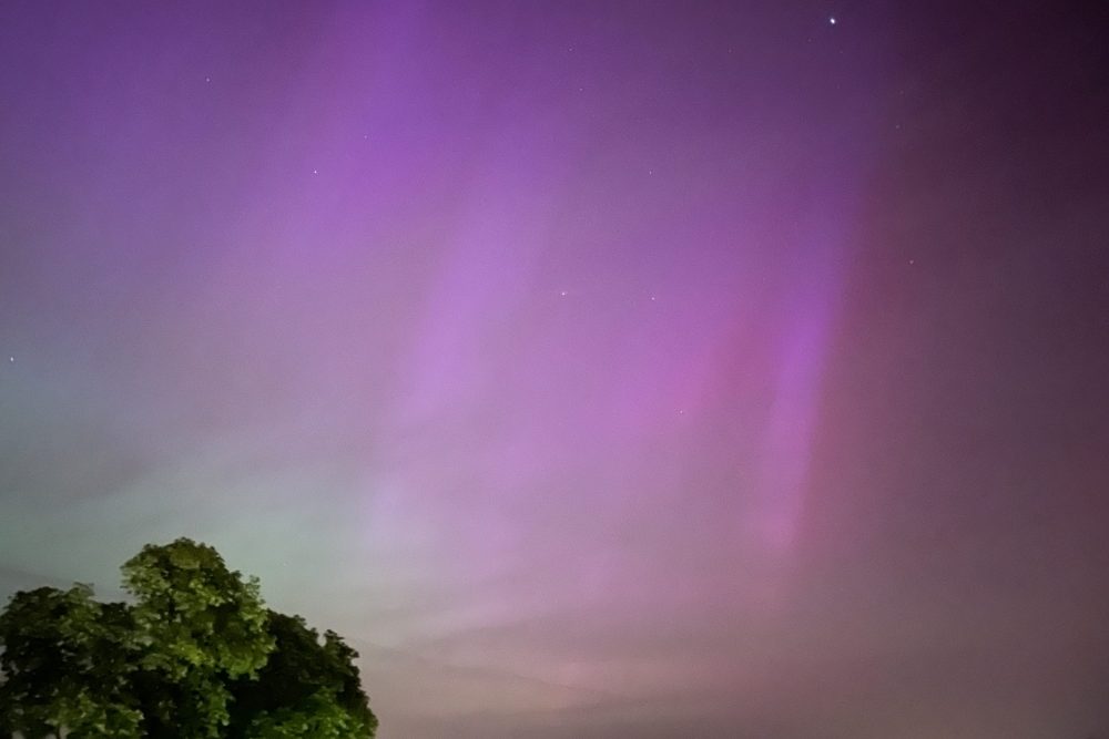 Polarlichter in Eupen (Bild: Sebastian Feltes)