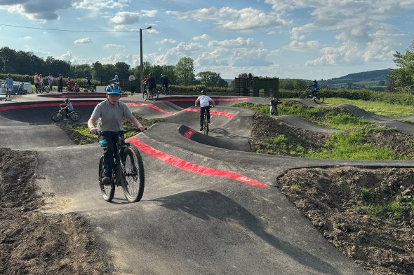 Bleyberg hat jetzt einen "Pumptrack" für Mountainbikes und BMX-Räder