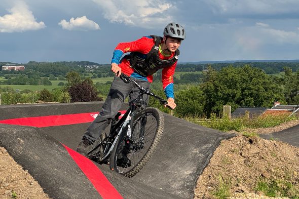 Bleyberg hat jetzt einen "Pumptrack" für Mountainbikes und BMX-Räder