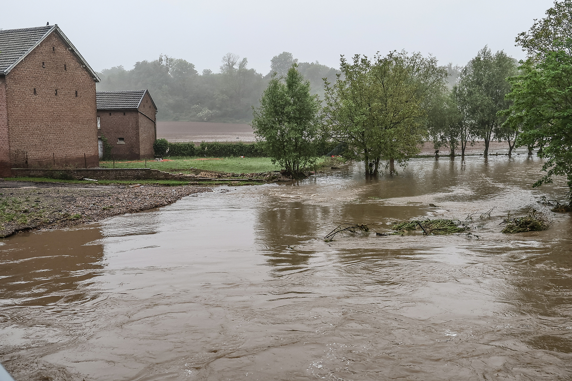 Nach Dauerregen: Überschwemmungen in Voeren