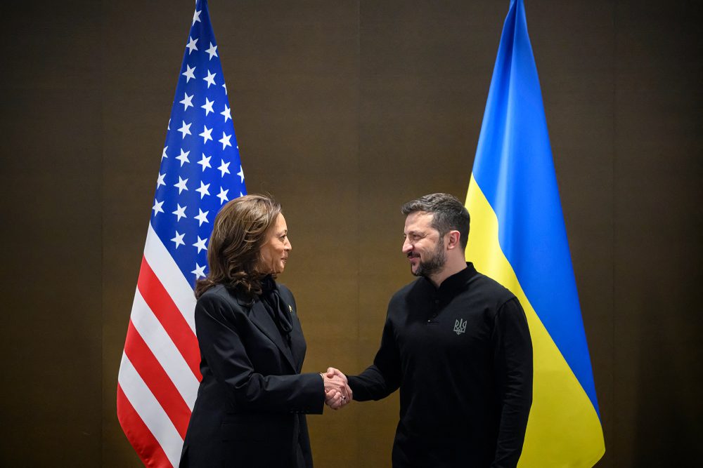 US-Vizepräsidentin Kamala Harris und der ukrainische Präsident Wolodymyr Selenskyj in Luzern