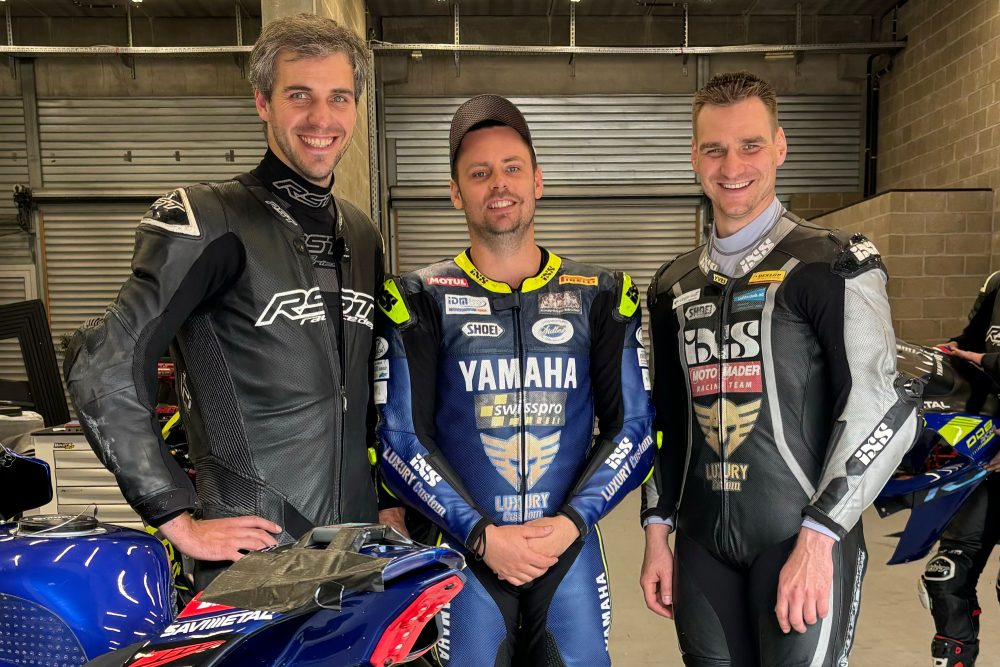 Die Fahrer des Teams DDB Lux Moto Racing: Kevin Kaut, Michael Ghilardi und Yves Lindegger