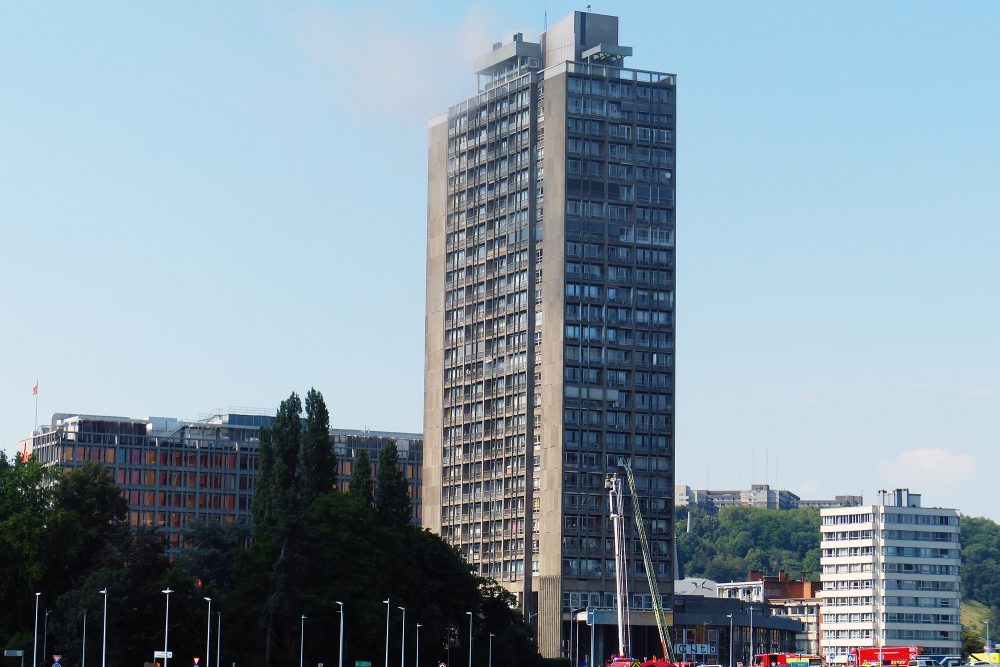 Brand im Kennedy-Tower in Lüttich