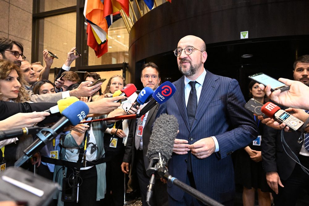 EU-Ratspräsident Charles Michel informiert die Presse nach dem EU-Sondergipfel