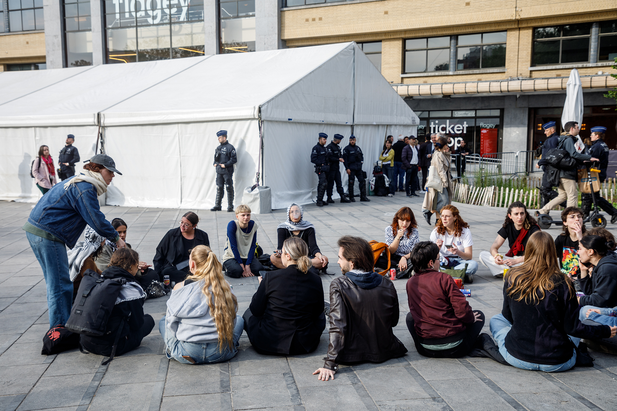 Demonstranten vor der ULB