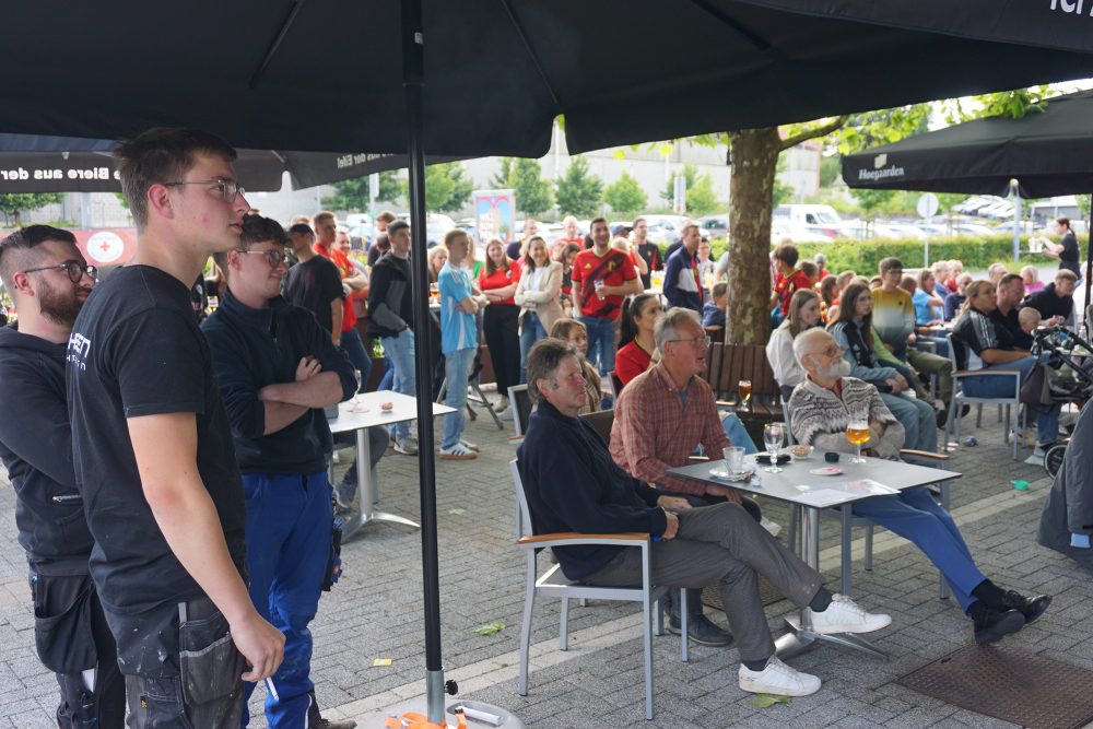 Public Viewing im Trottinette in St. Vith