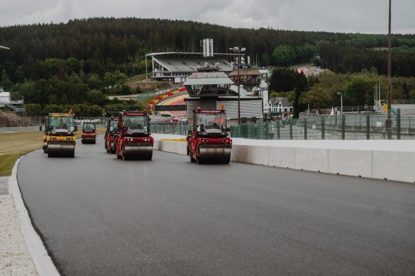 Frischer Asphalt: Der Belag der Rennstrecke ist erneuert worden