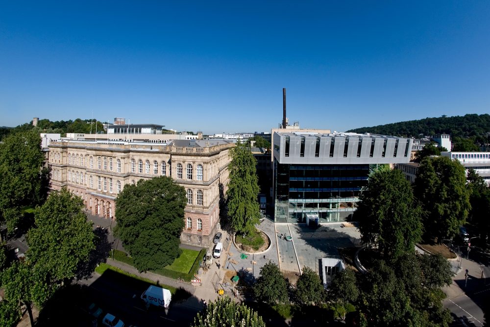 Hauptgebäude und "SuperC-Gebäude" der RWTH Aachen