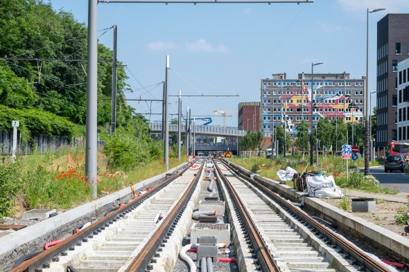 Die letzte Schiene für die Lütticher Tram ist verlegt