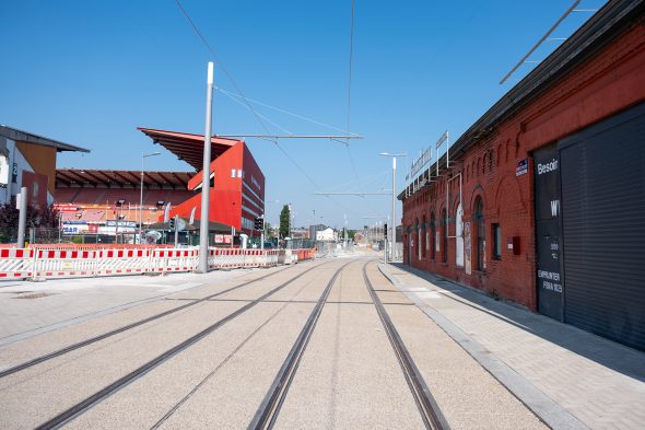 Die letzte Schiene für die Lütticher Tram ist verlegt