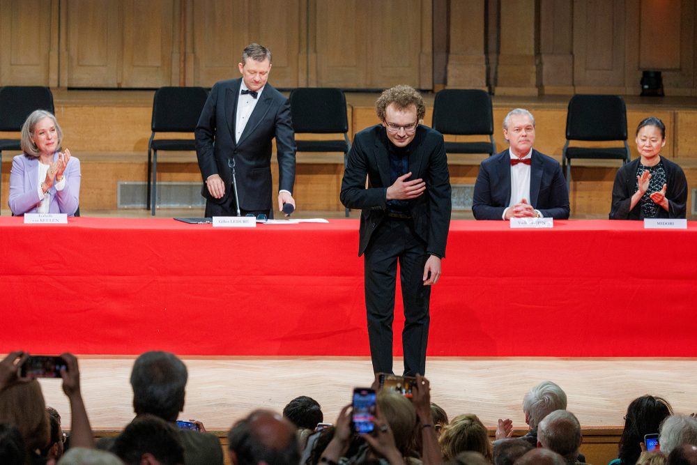 Dmytro Udovychenko gewinnt den Königin-Elisabeth-Wettbewerb