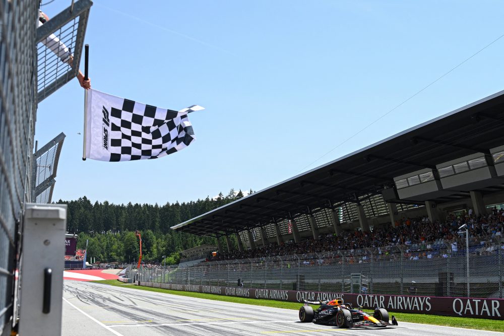 Max Verstappen gewinnt das Sprintrennen in Österreich