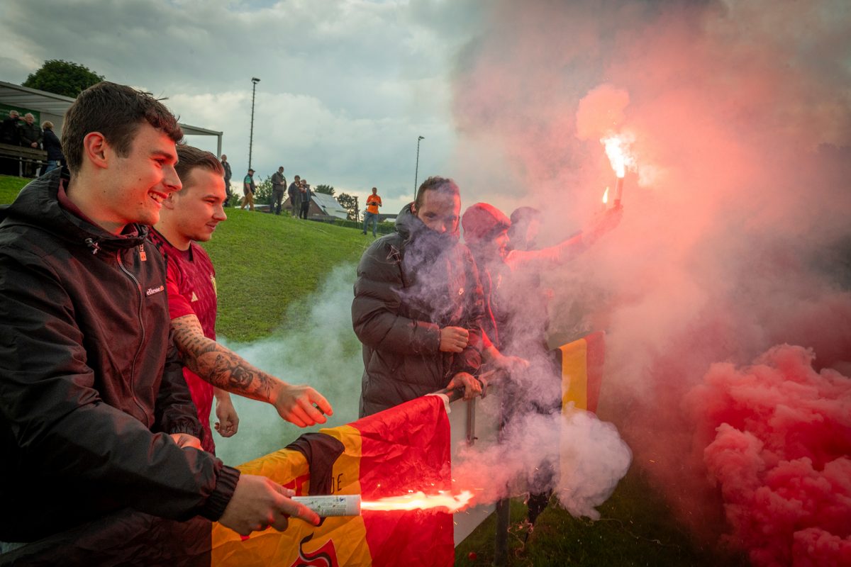 Belgien/Elsenborn gewinnt Bergdorf- Pokal der "Lage Landen" gegen die Niederlande/Vijlen