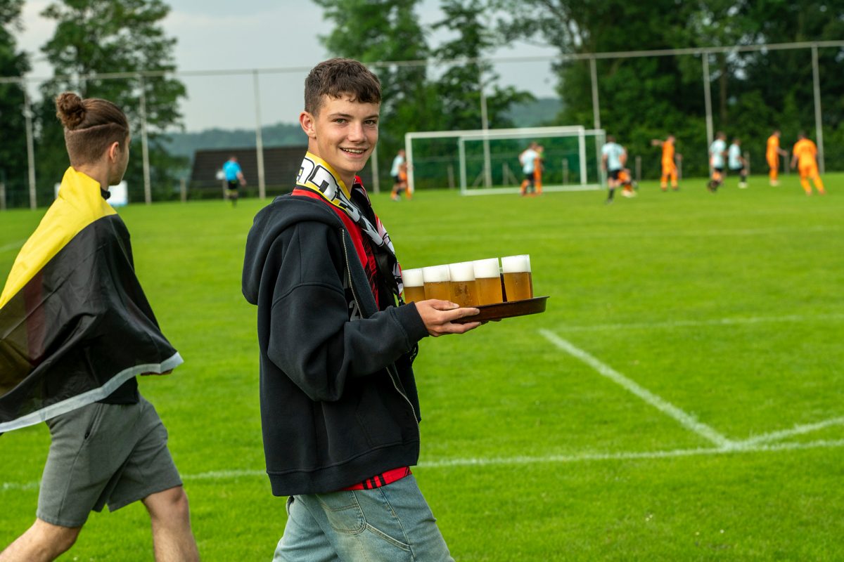 Belgien/Elsenborn gewinnt Bergdorf- Pokal der "Lage Landen" gegen die Niederlande/Vijlen