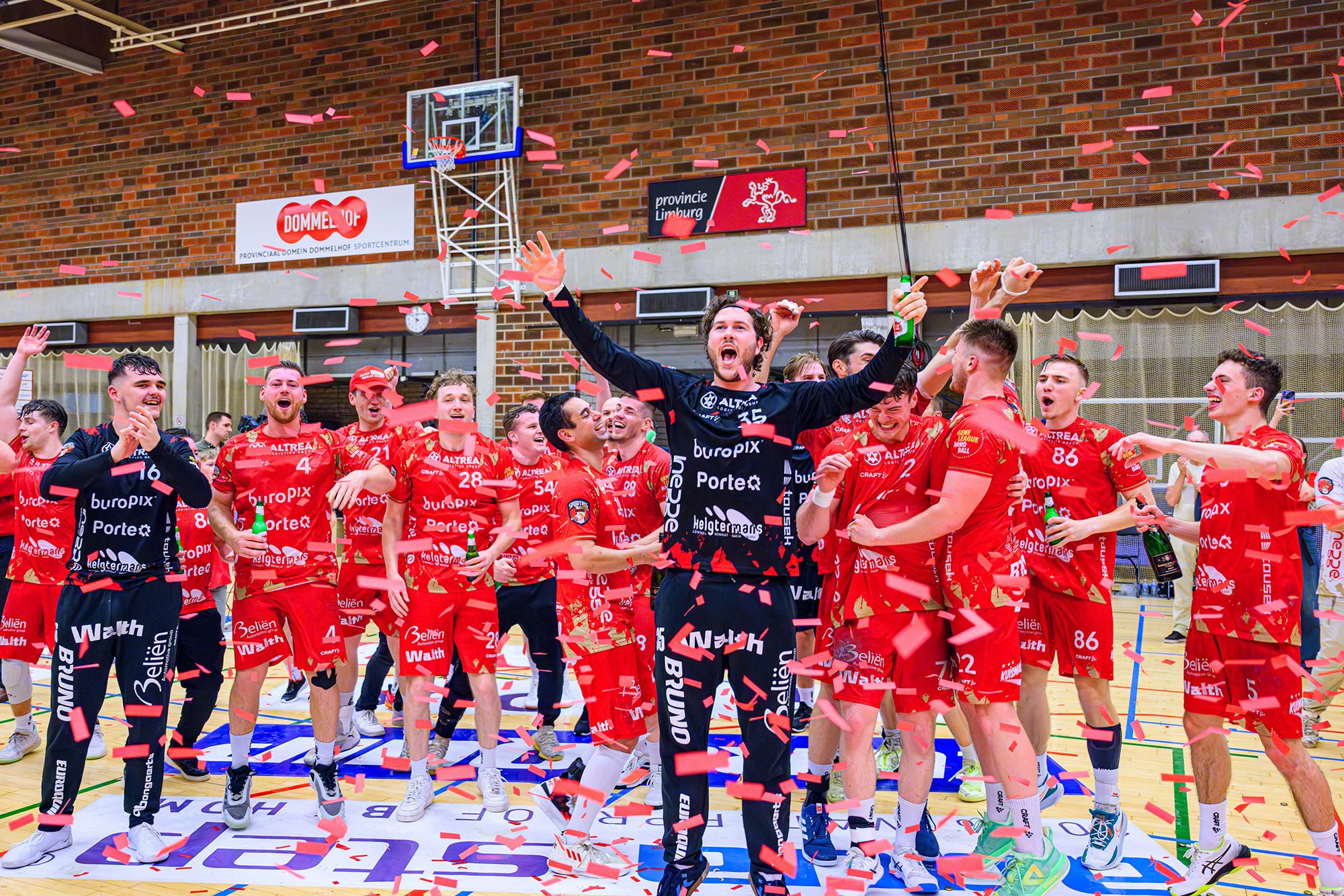 Youri Denert verabschiedet sich mit dem Meistertitel aus Pelt