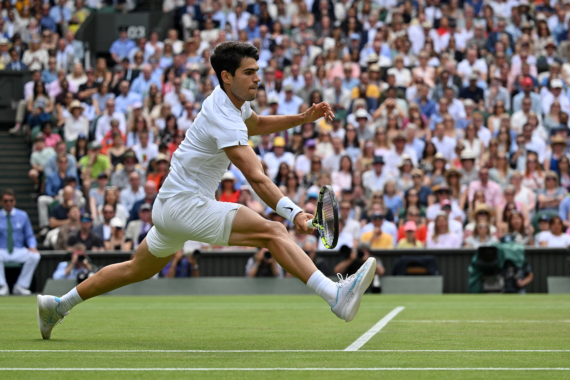 Der Spanier Carlos Alcaraz im Wimbledon-Finale gegen den Serben Novak Djokovic