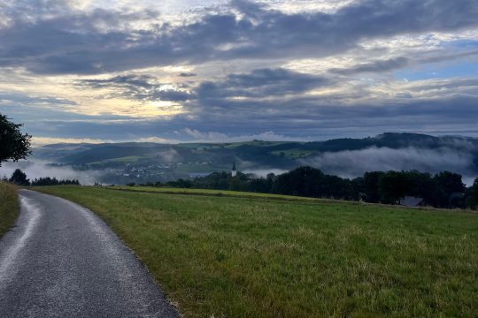 Auf dem "Leichenweg" zwischen Weweler und Lascheid
