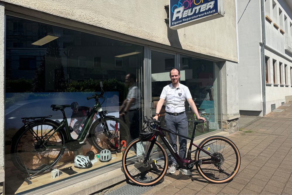 Dietmar Reuter mit einem "Gravel-Bike"