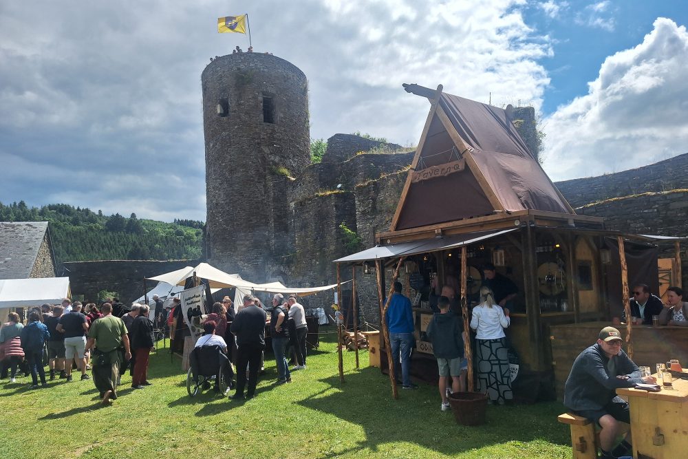 Mittelalterfest in der Burg Reuland