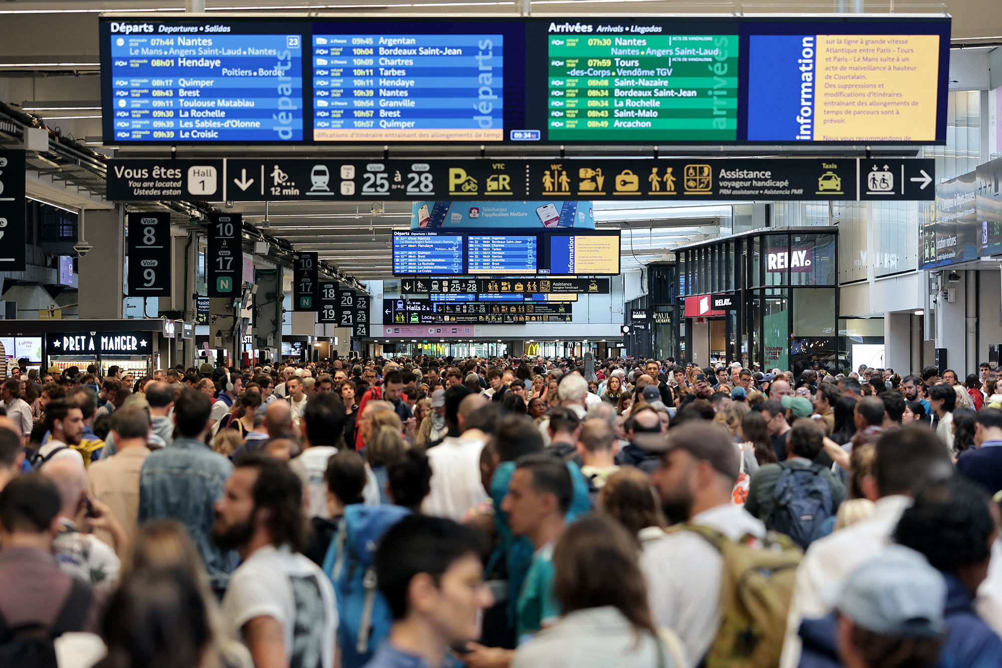 Chaos am Bahnhof Montparnasse in Paris