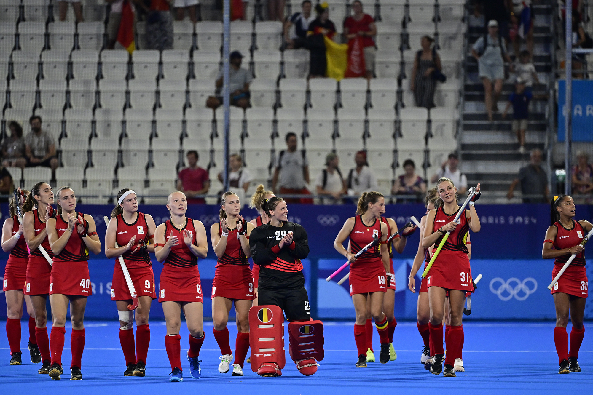 Die Red Panthers bejubeln ihren deutlichen 5:0-Sieg gegen Frankreich