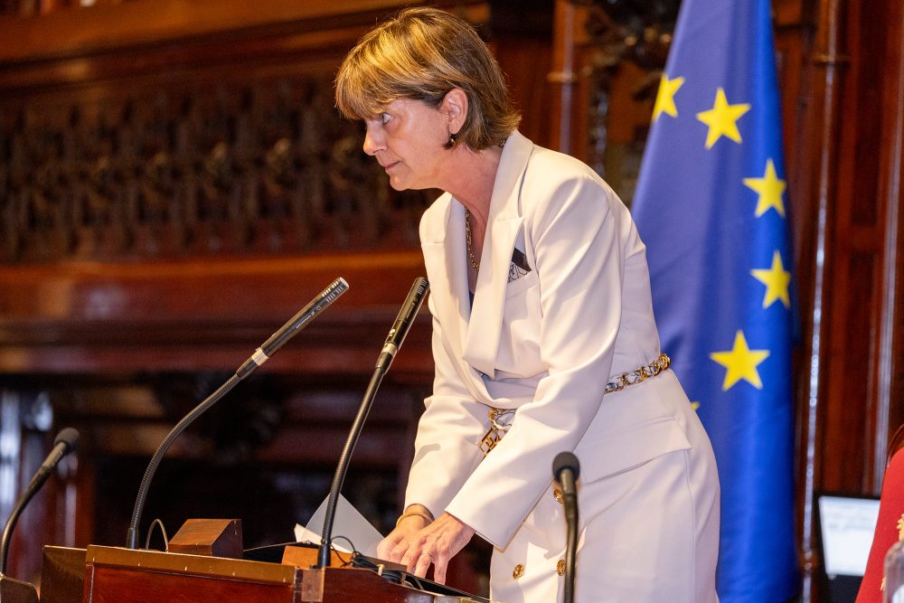 Valérie De Bue im Senat