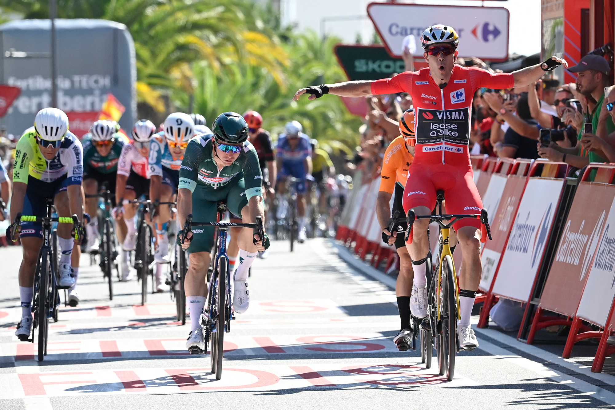 Wout van Aert gewinnt die dritte Vuelta-Etappe