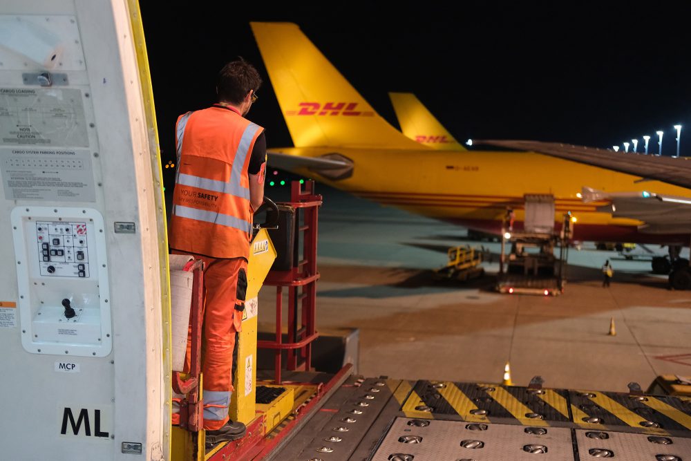 DHL-Flugzeug am Brussels Airport