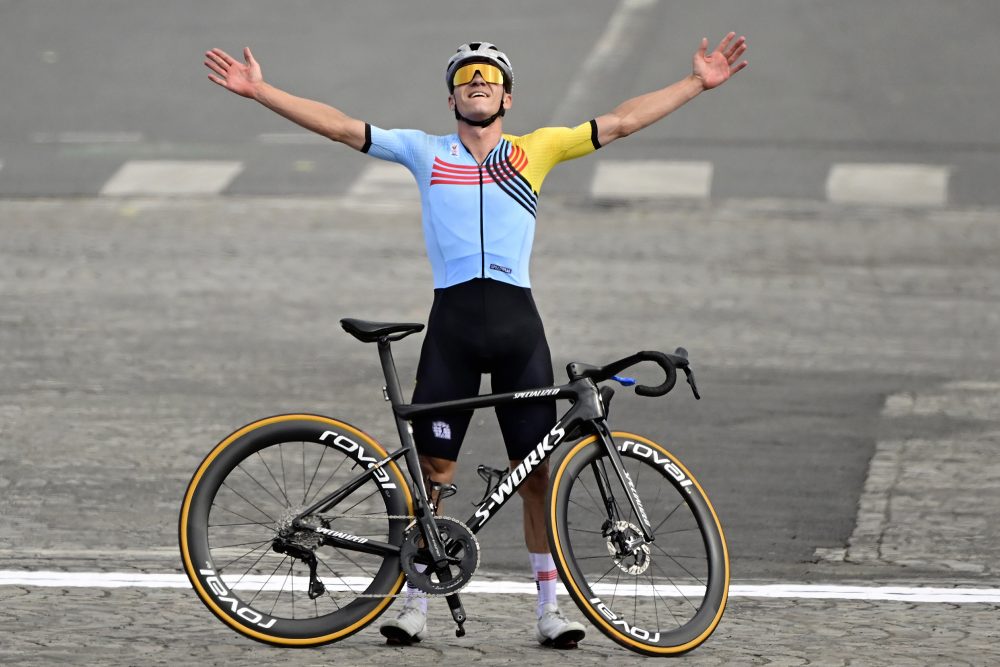 Nach dem Zeitfahren gewinnt Evenepoel auch das Straßenrennen