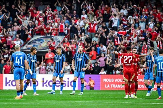Für den amtierenden Meister gab es im Sclessin nichts zu holen: Club brügge unterlag Standard Lüttich mit 0:1 (Bild: Tom Goyvaerts/Belga)