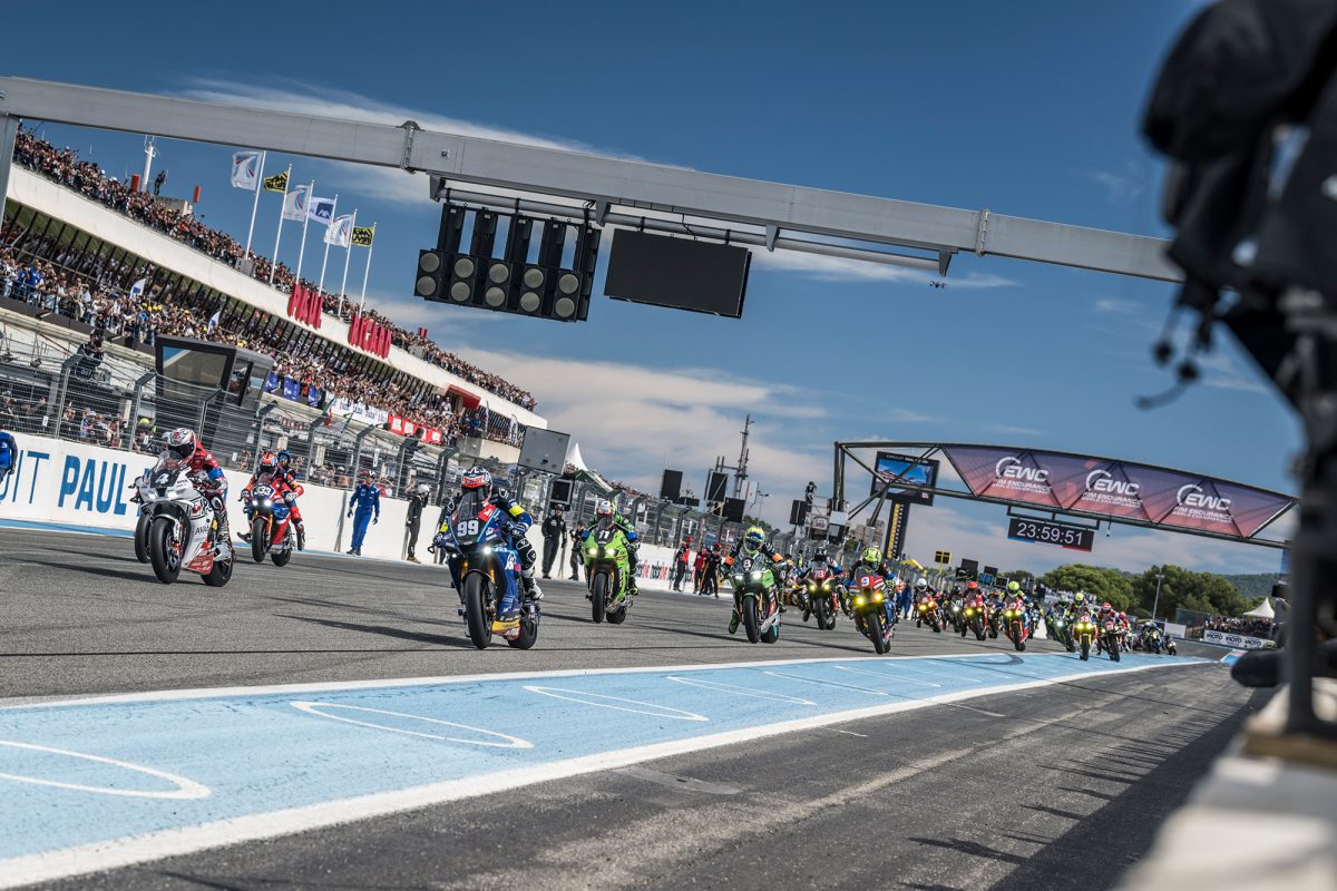 Bol d'Or: Start des 24-Stunden-Rennens auf der Rennstrecke Paul Ricard