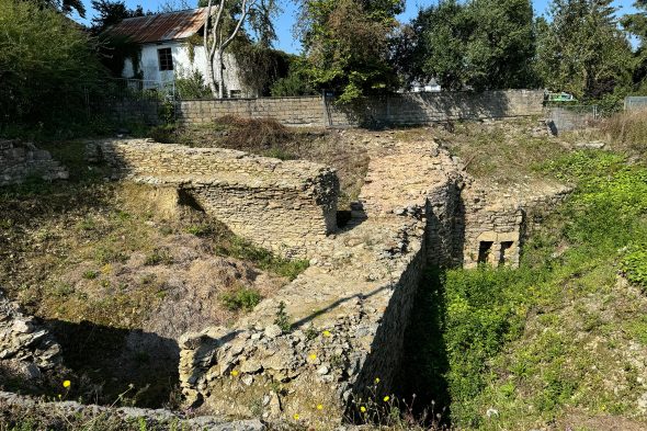 Das Gelände, an dem die Ausgrabungsarbeiten an der Burg St. Vith stattfinden