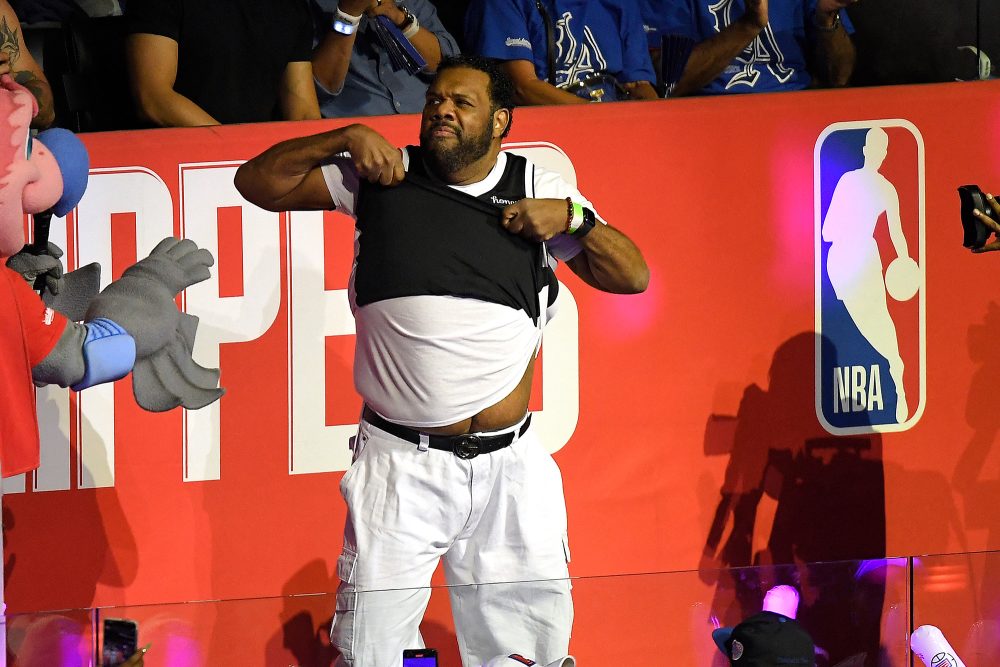 US-Rapper Fatman Scoop bei einem Auftritt in der Pause eines Basketballspiels in Los Angeles im Juni 2021