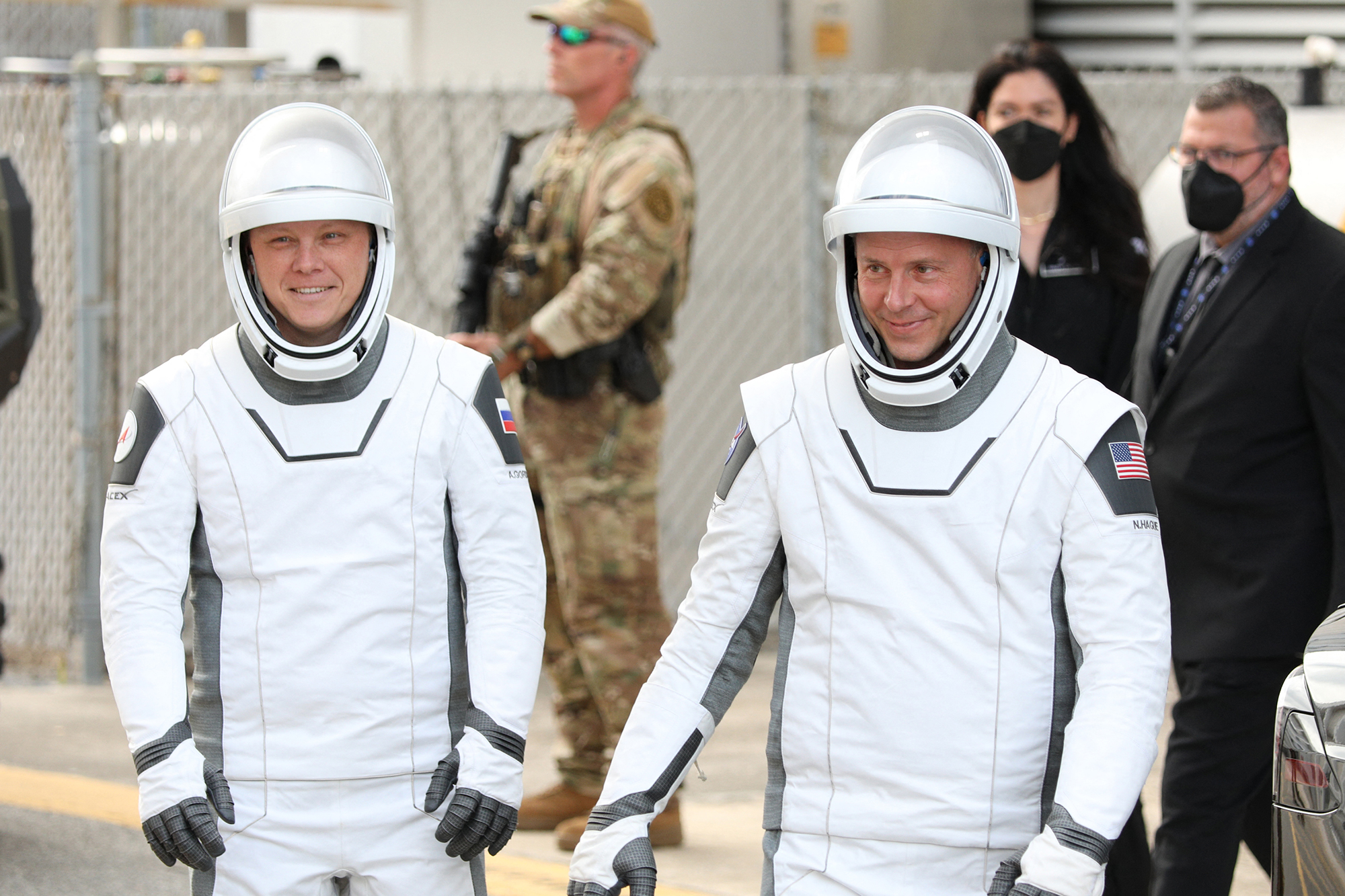 Nasa-Astronaut Nick Hague und Aleksandr Gorbunov von Roscosmos vor dem Start ins All