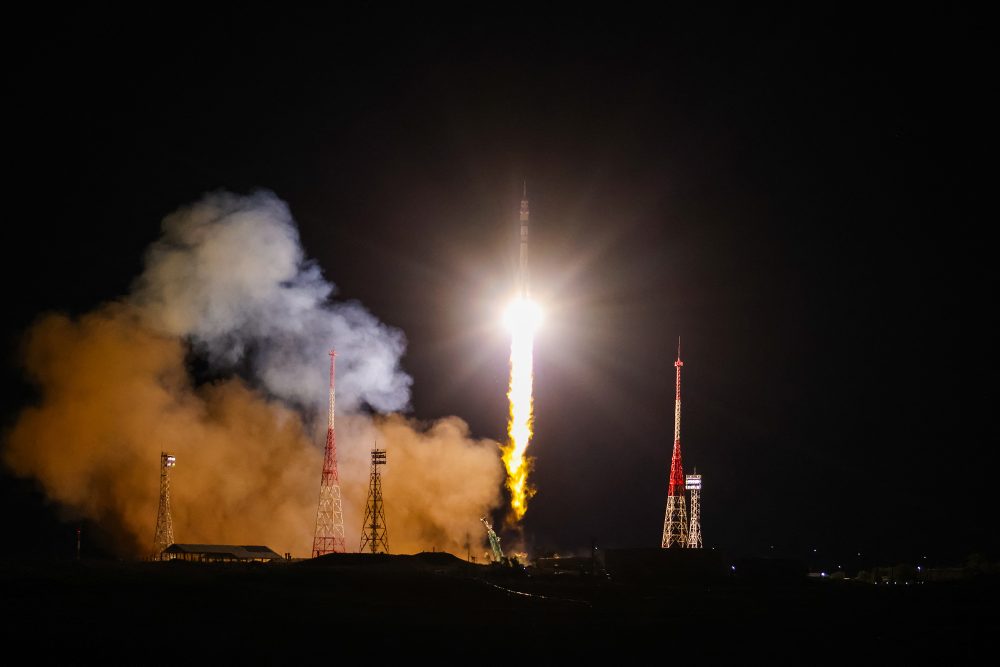 Die Sojus-Rakete bei ihrem Start am russischen Weltraumbahnhof Baikonur