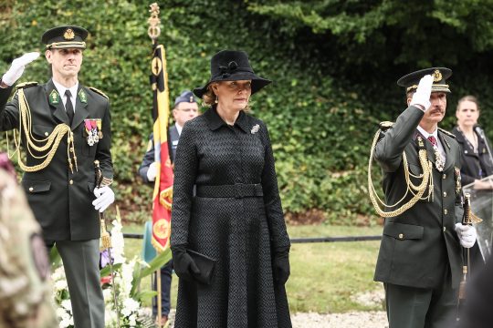 Königin Mathilde von Belgien während einer Zeremonie zum Gedenken an den 80. Jahrestag der Befreiung von Lüttich