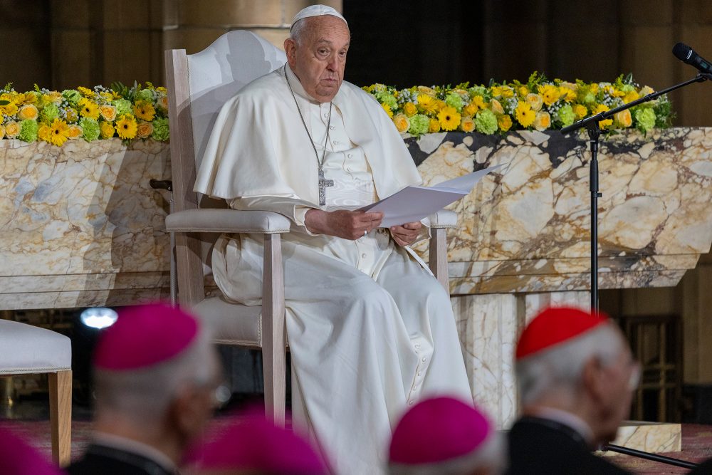 Papst Franziskus in der Koekelberg-Basilika