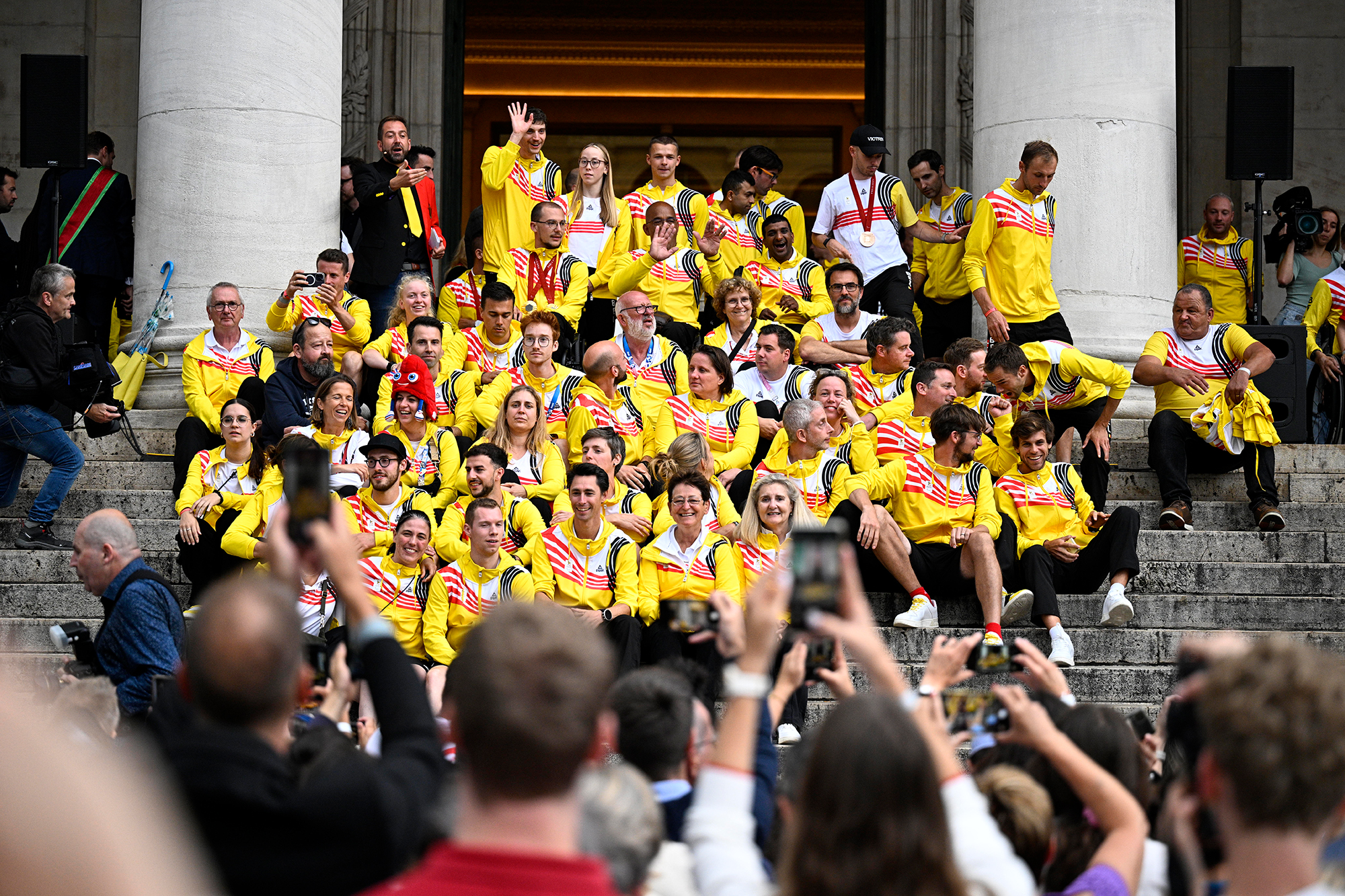 Das belgische Paralympics-Team bei der Zeremonie zur Ehrung der Athleten, die an den Paralympischen Sommerspielen 2024 teilgenommen haben, in der Brüsseler Börse