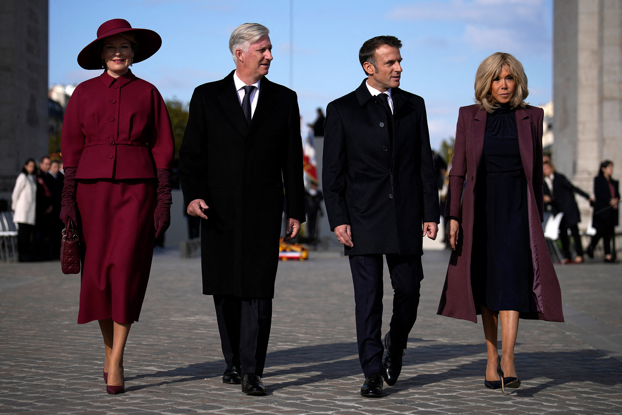 Königin Mathilde und König Philippe mit Frankreichs Präsident Emmanuel Macron und Gattin Brigitte Macron