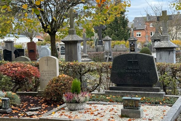 Gräber und Grabsteine auf dem Eupener Friedhof