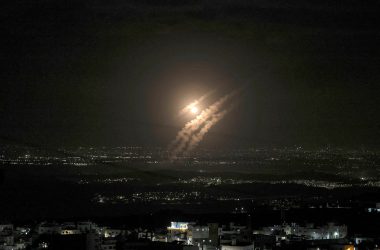 Raketen über der israelischen Stadt Aschdod