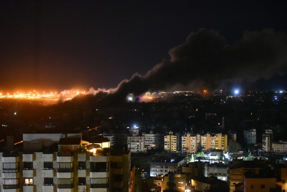 Rauchwolken nach israelischen Angriffen nahe Beirut