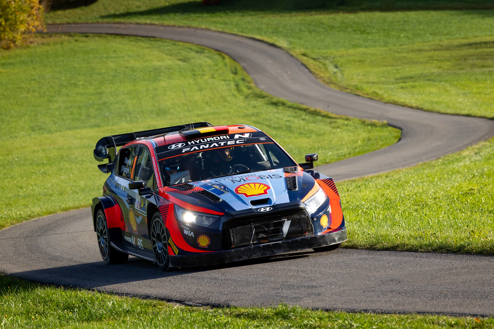 Der Hyundai von Thierry Neuville/Martijn Wydaeghe bei der Rallye Zentraleuropa 2023