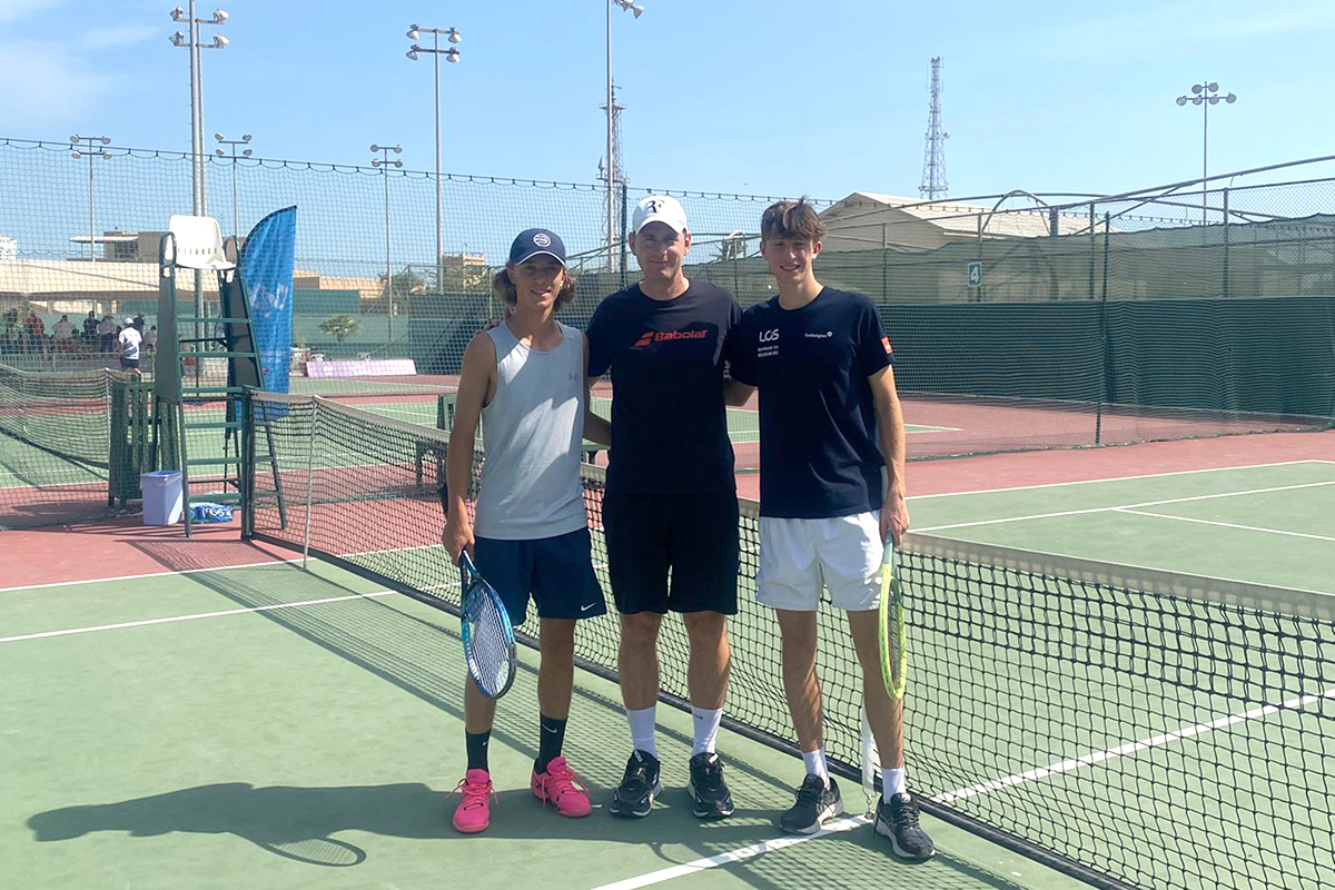 Eliot Heukemes, Olivier Zimmermann und Eliott Costa in Bahrain