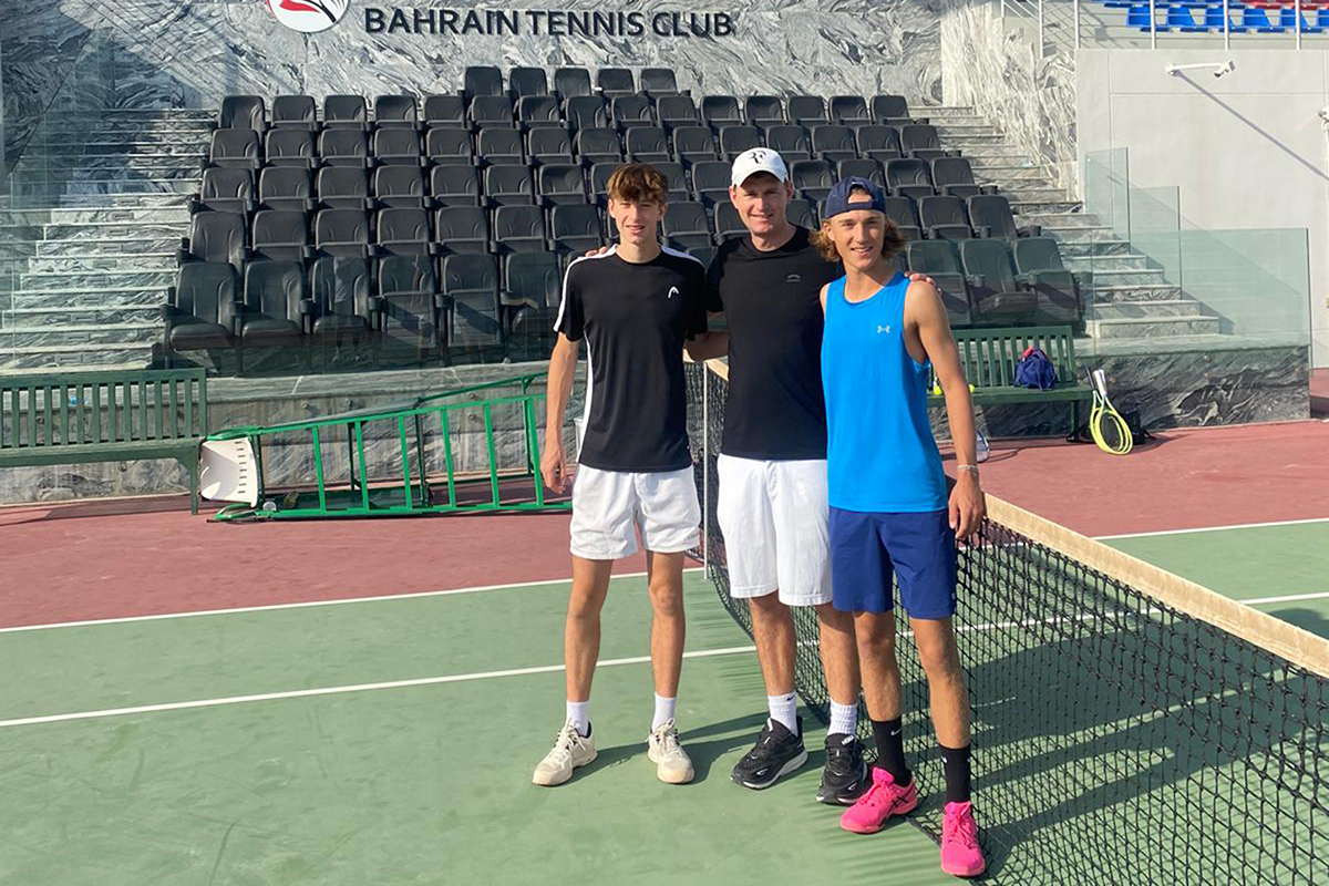 Eliott Costa, Olivier Zimmermann und Eliot Heukemes in Bahrain