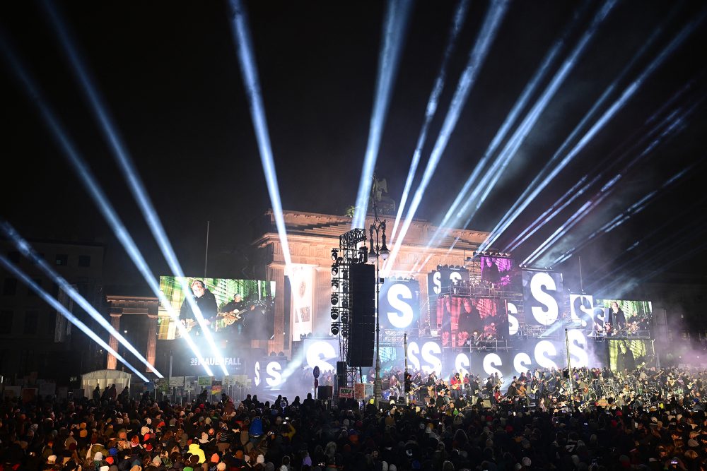 "Konzert für Freiheit": Gut 500.000 Menschen feiern 35 Jahre Mauerfall in Berlin